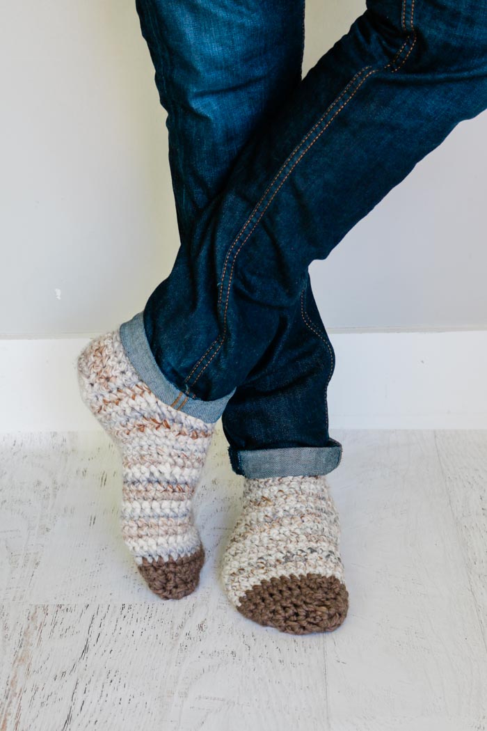 15+ Free Winter Crochet Socks Models- 2021 | womenselegance. com