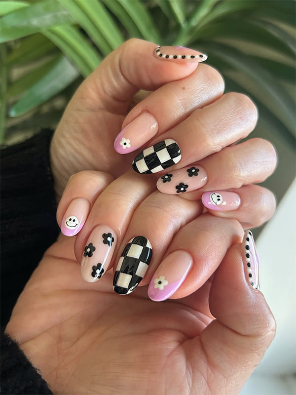 Minimal Floral Accents for Short Nails