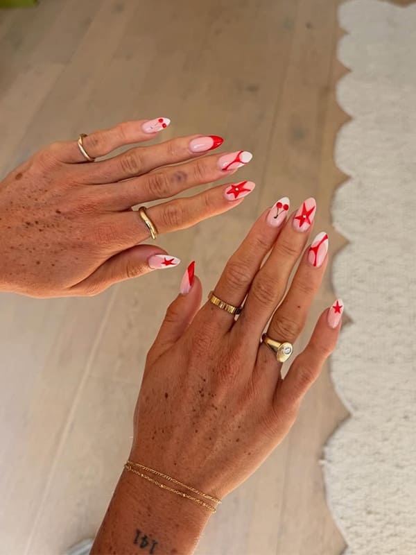 Minimal Spring Nail Design with Pastel Tones