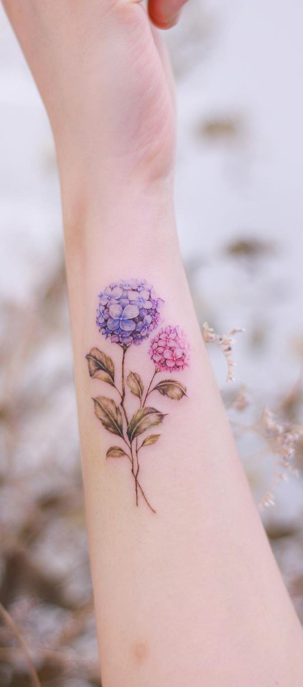 30-cute-and-tiny-flower-tattoos-designs-for-women-2019