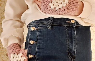 27-comfortable-and-free-crocheted-fingerless-glove-patterns-2019
