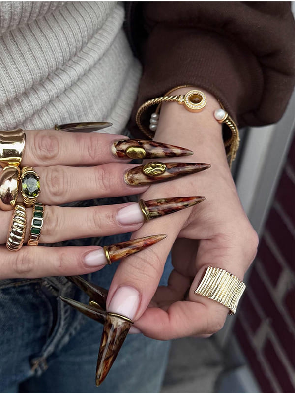 brown winter nail ideas