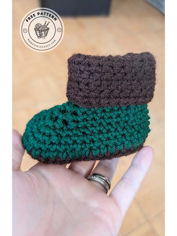cuffed crochet baby booties pattern