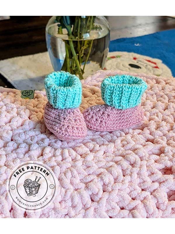 ribbed crochet baby booties pattern