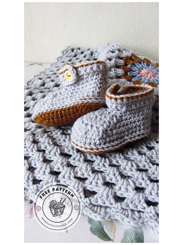 wrap button crochet baby booties pattern