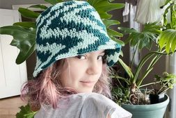 free-easy-wavy-crochet-bucket-hat-pattern