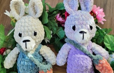 crochet-farmer-bunny-with-carrot-bag-free-amigurumi-pattern
