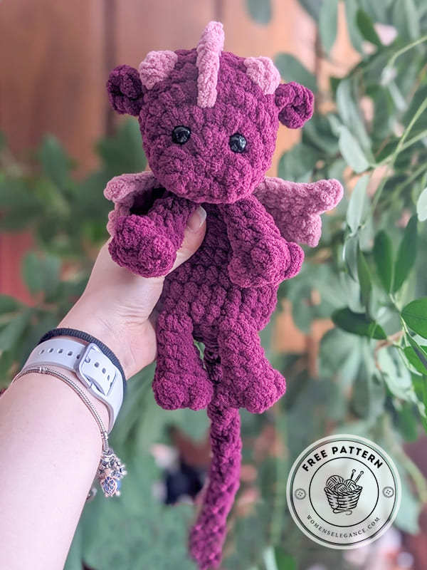 Free plush crochet baby dragon amigurumi pattern (2)