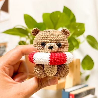free-summer-amigurumi-otter-pattern