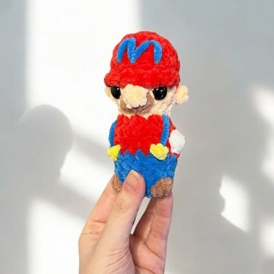 no-sew-mini-crochet-super-mario-free-amigurumi-pattern