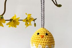 simple-crochet-easter-egg-chick-free-pattern