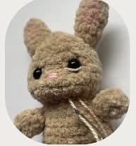 crochet-bunny-keychain-face-details-2