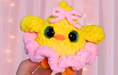 simple-crochet-easter-chick-free-amigurumi-pattern